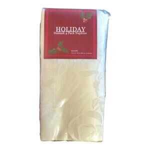 NEW Vintage Mervyn's Holiday Damask Print Napkins in Ivory 19" x 19" (Set of 4)